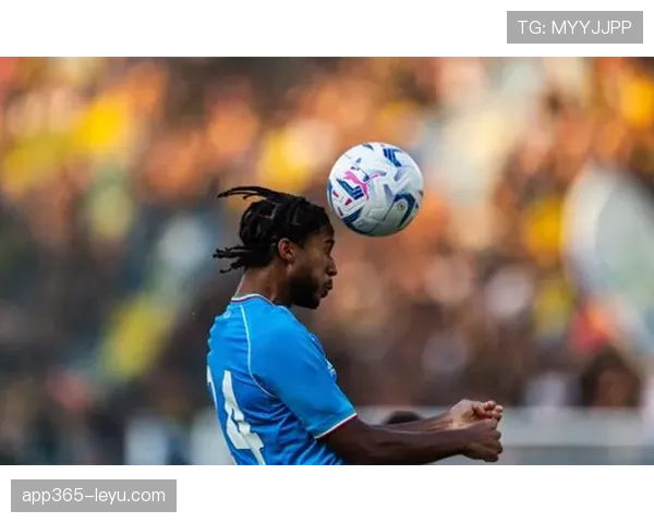 奥斯梅恩状态回勇，助那不勒斯意甲豪取三连胜