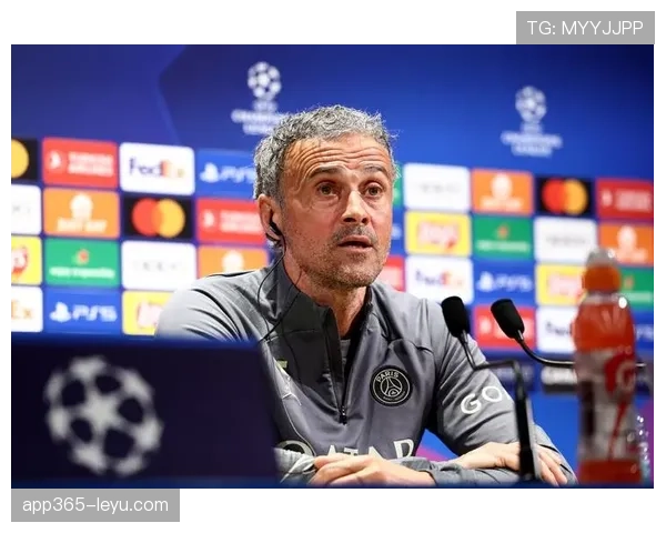 恩里克足球哲学深度解析：革新战术思维，引领球队管理新风尚