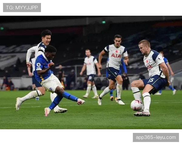 伊普斯维奇强势领跑英超积分榜，赛季表现惊艳