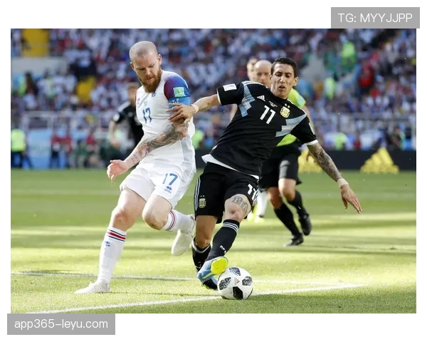 冰岛勇闯世界杯状态回暖，平民传奇书写感动瞬间