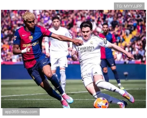 西甲焦点战:巴萨皇马巅峰对决一触即发,双雄状态火热